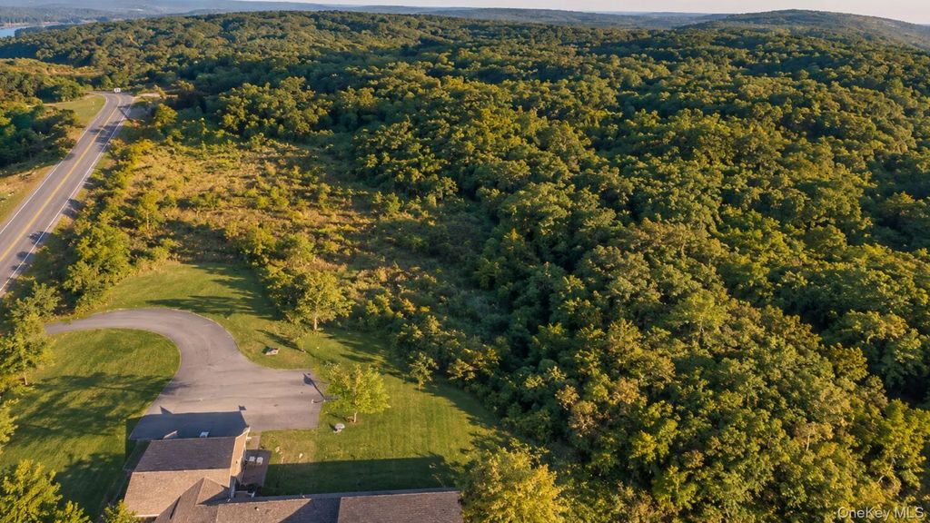 Ulster Landing Road, Saugerties