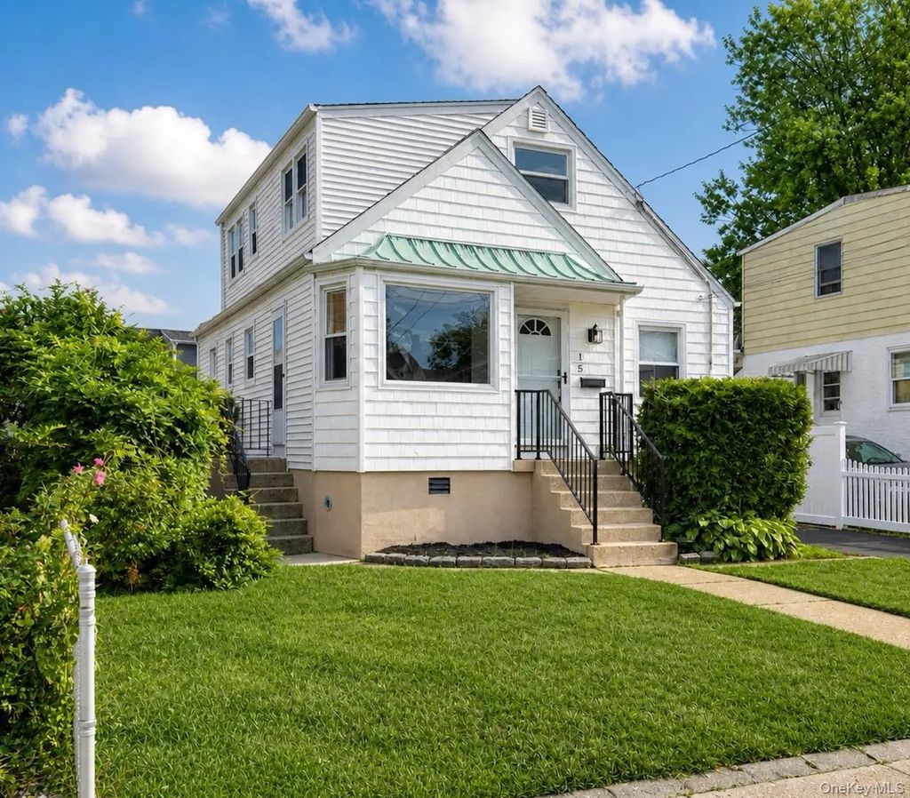 15 Berkshire Road, Merrick