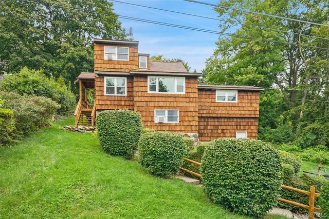 17 Mary Avenue, Mahopac