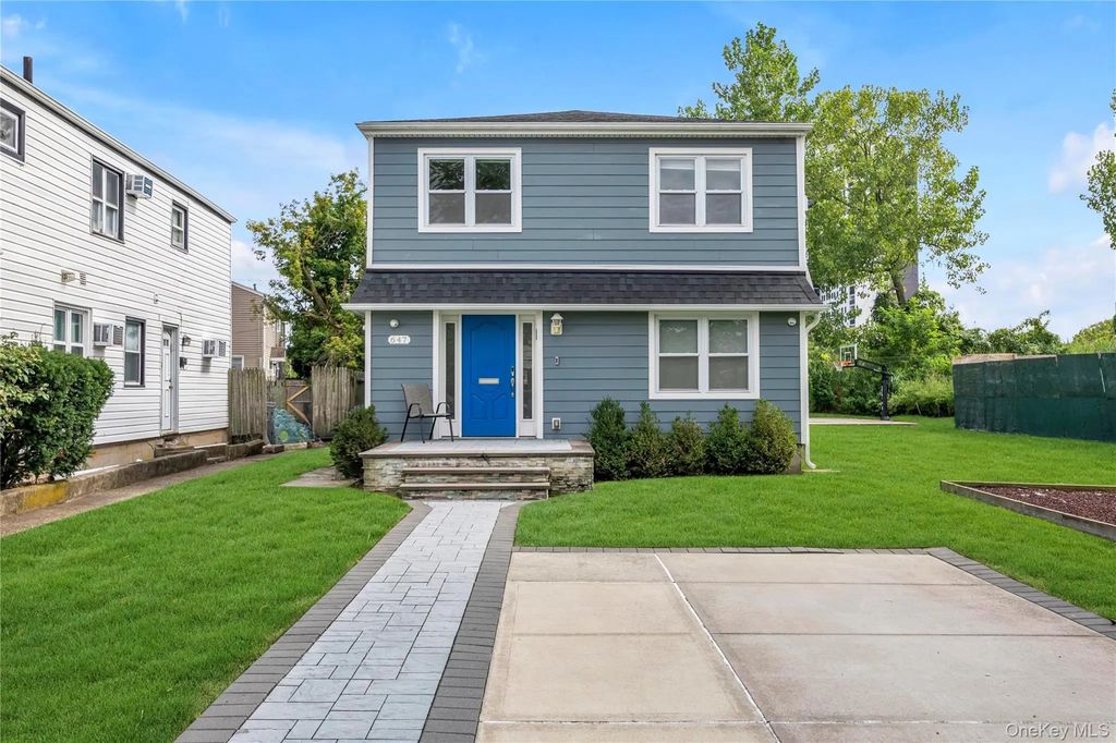 647 Jarvis Avenue, Far Rockaway