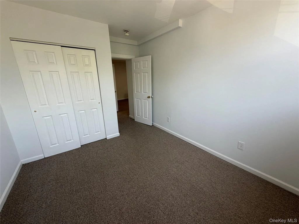 37 East Main Street # 201, Oyster Bay