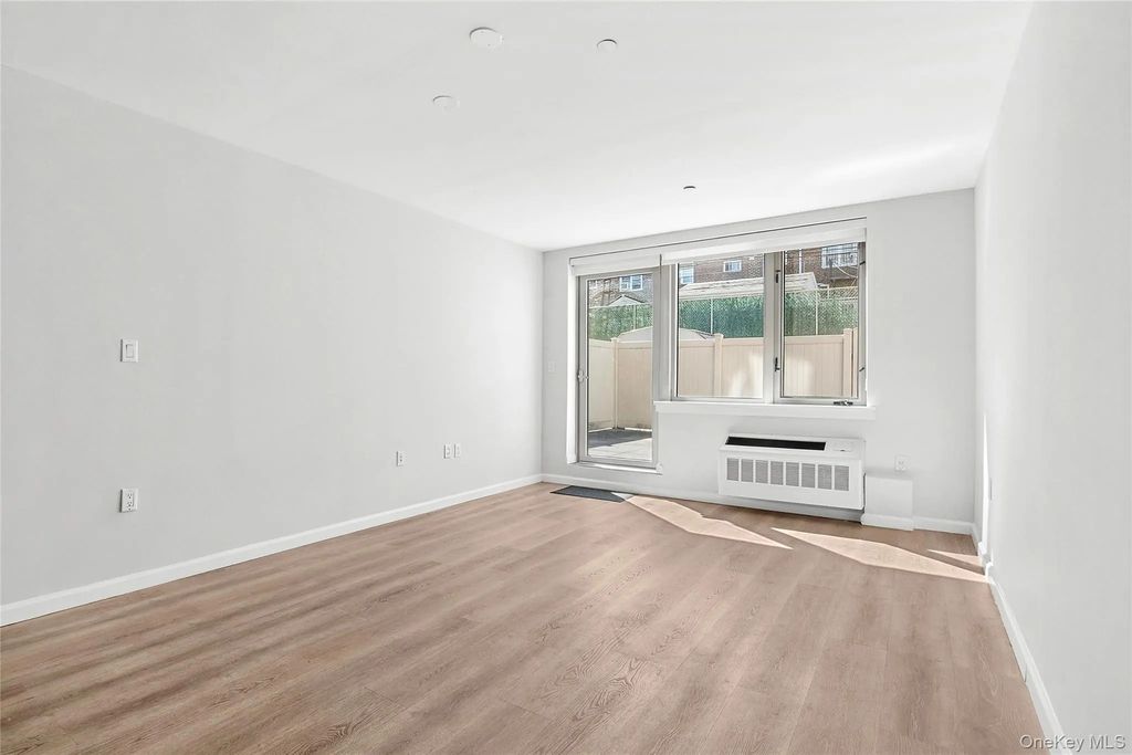 33-30 61st Street # 105, Woodside
