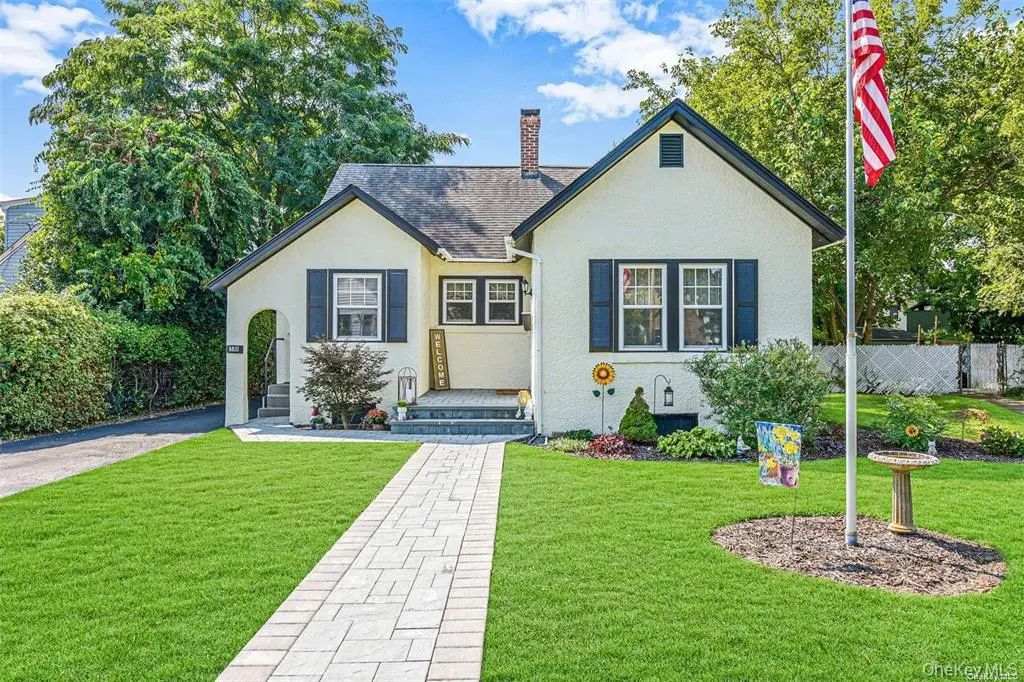 510 Secatogue Avenue, Farmingdale