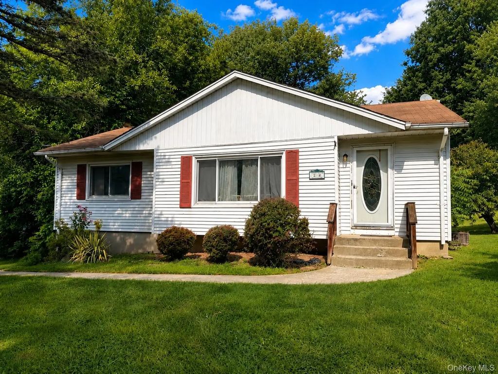 24 Doyle Drive, Wappingers Falls