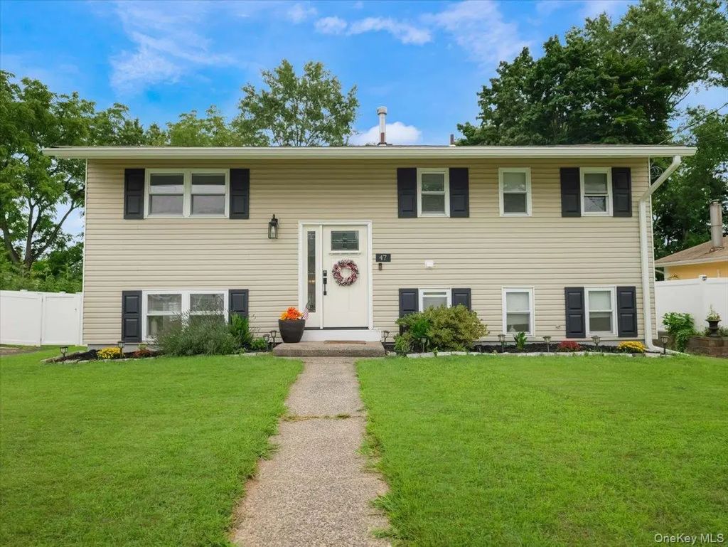 47 Chestnut Oval, Orangeburg