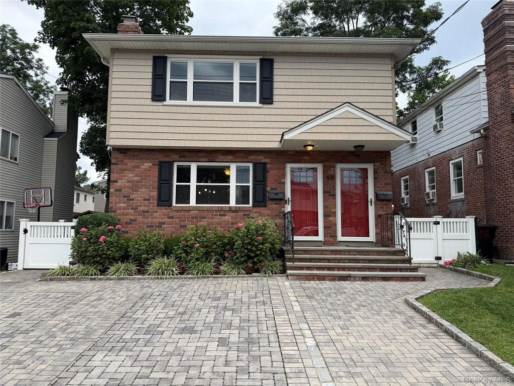 40 Edgewood Road # Second Floor Unit #2, Port Washington