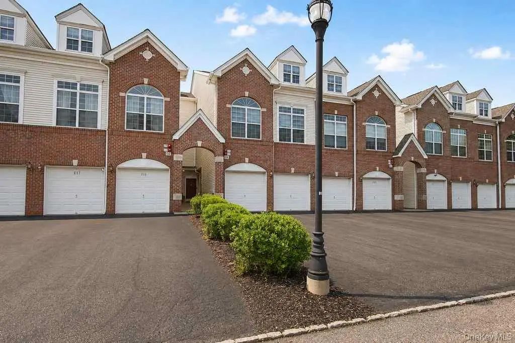 1113 Balsam Drive, New Windsor