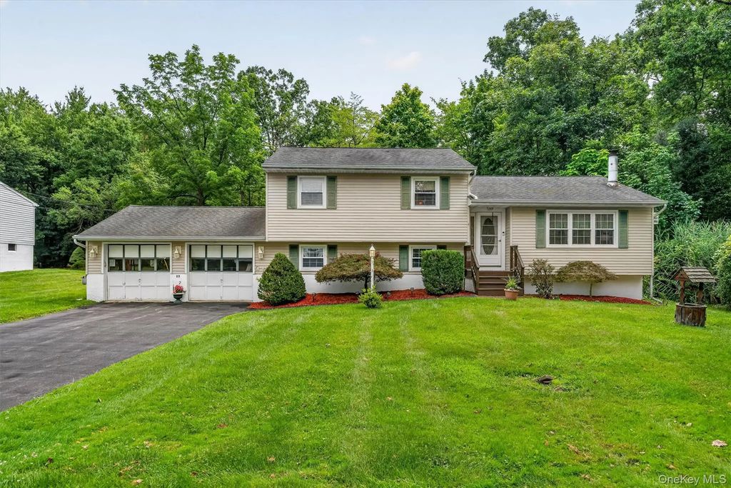 22 Elliott Place, New Hampton