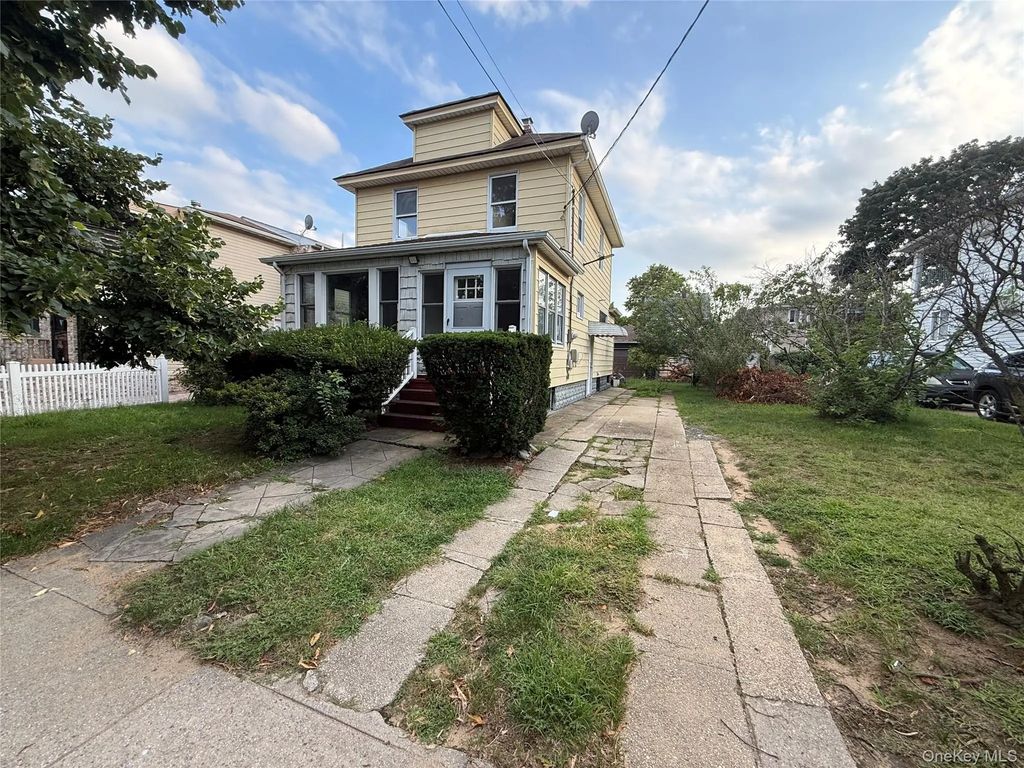 24322 Weller Avenue, Rosedale