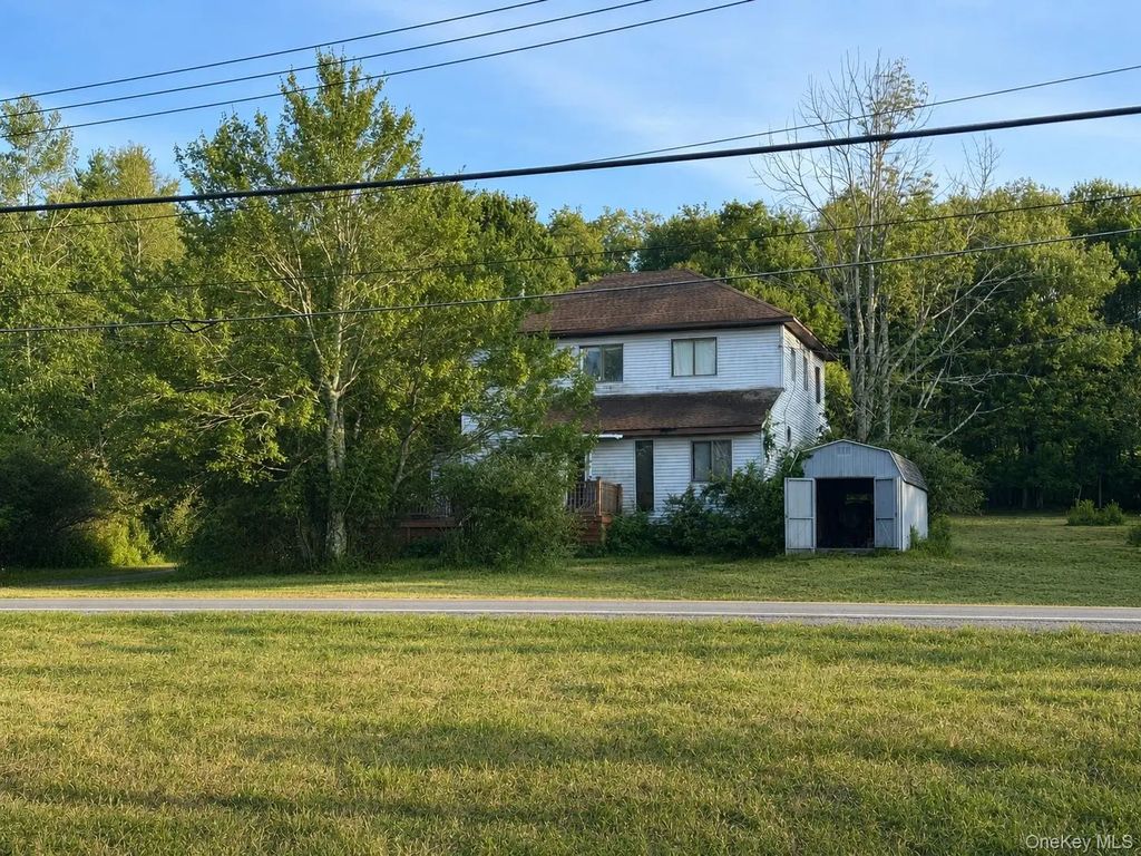 213 Mountaindale Road, Woodridge