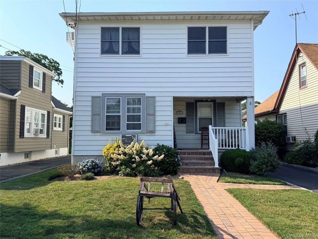 2851 Wilson Avenue, Bellmore