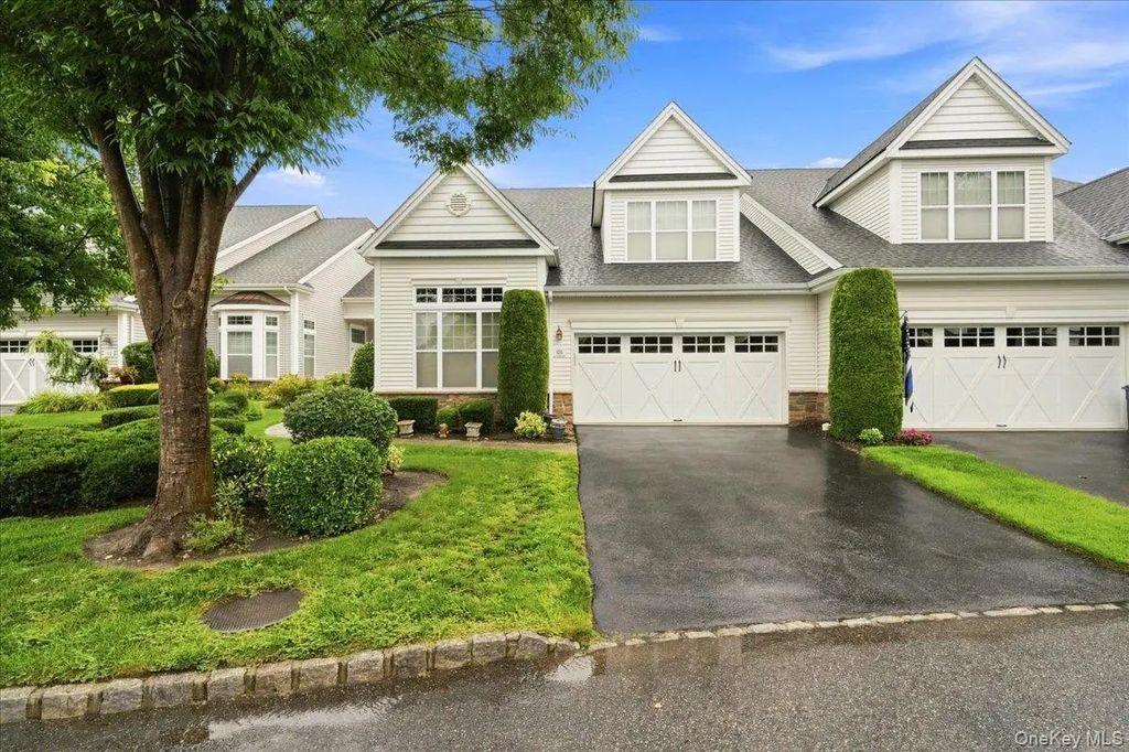 101 Mozart Court, Eastport