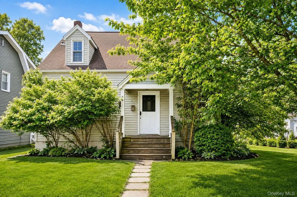 3 Ridge Street, Garnerville