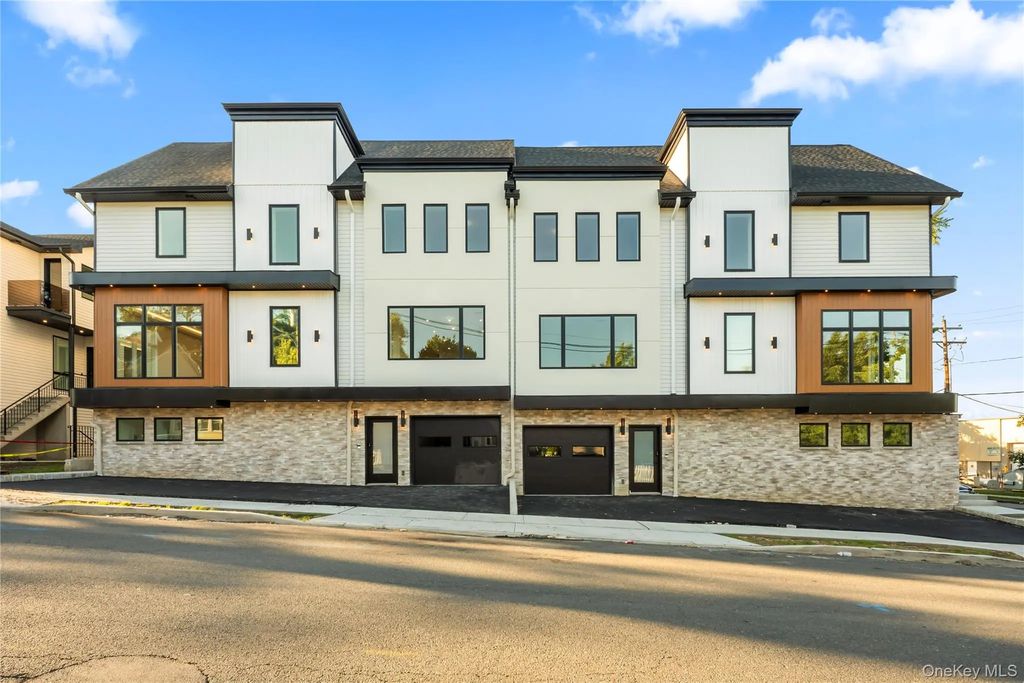 9 Lincoln Street # 202, Spring Valley