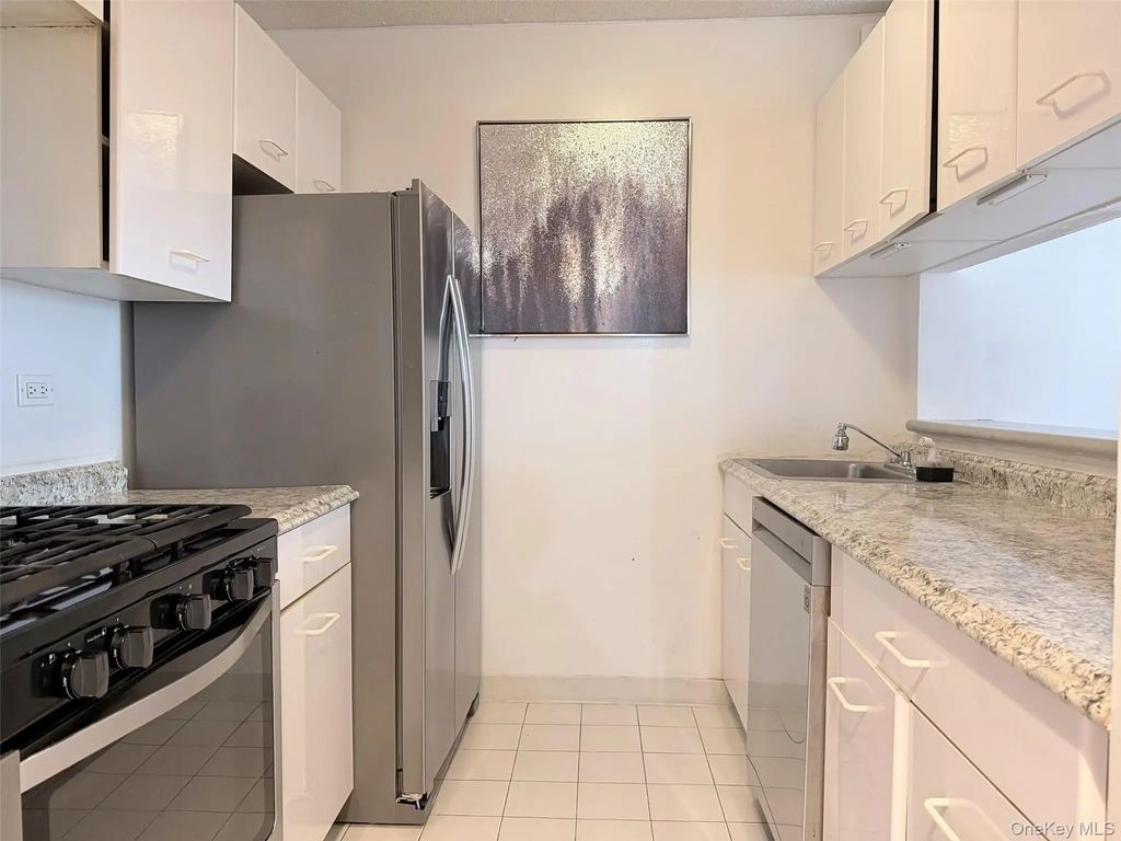 2 S End Avenue # 3w, New York (Manhattan)