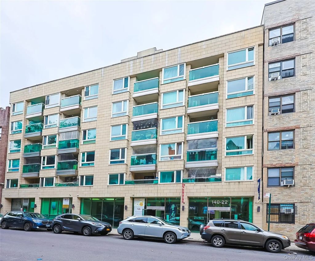 14022 Beech Avenue, Flushing