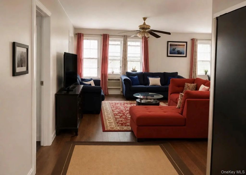 8710 149th Avenue # 2h, Howard Beach