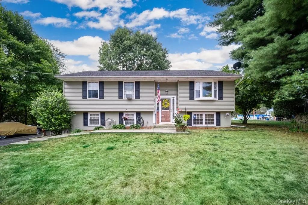 56 Riina Road, Wurtsboro