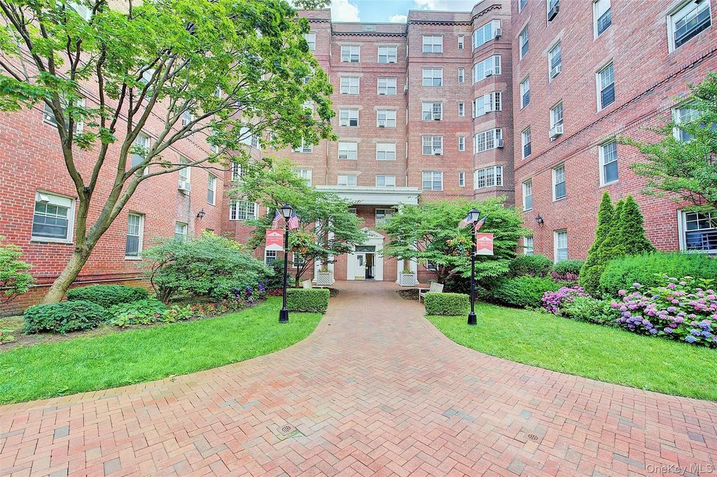 76-36 113th Street # 5s, Forest Hills