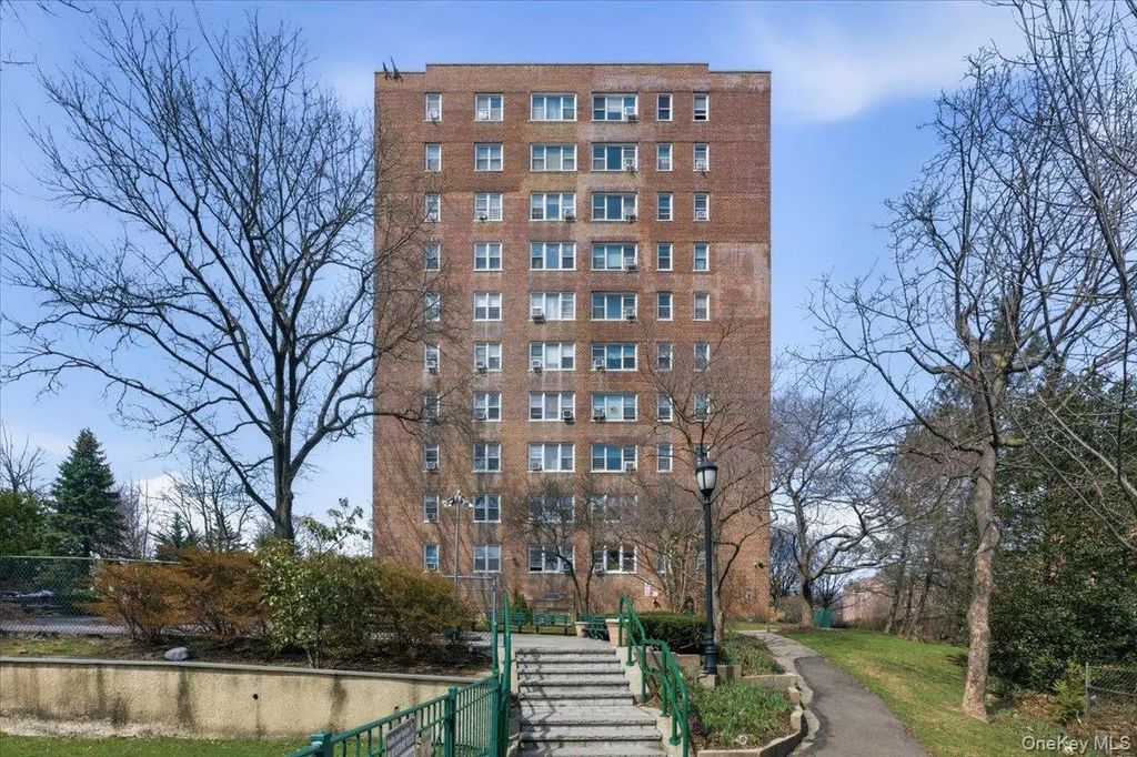80 Knolls Crescent # 6b, Bronx