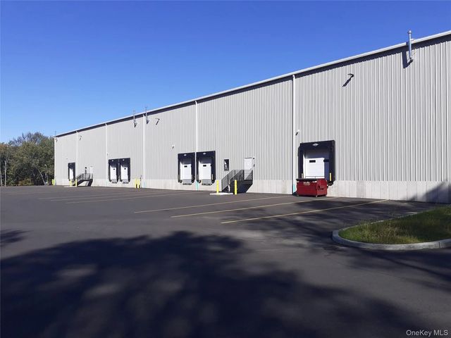 2265 State Route 17k, Montgomery