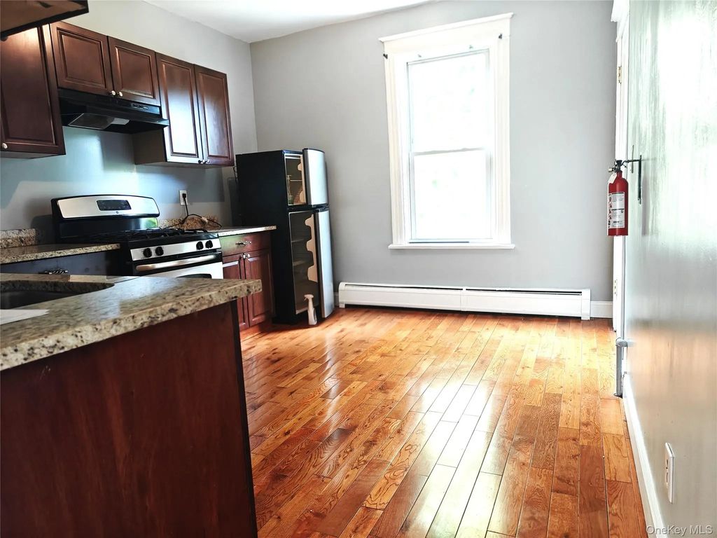 104 Winnikee Avenue # 3, Poughkeepsie