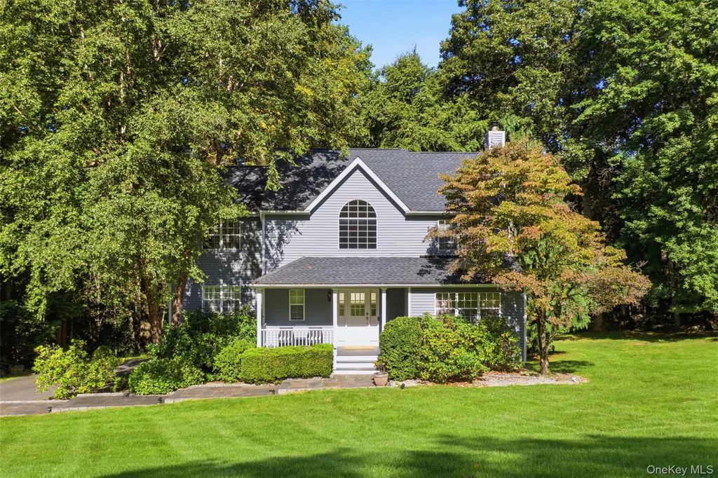 3 Fermi Court, Cortlandt Manor