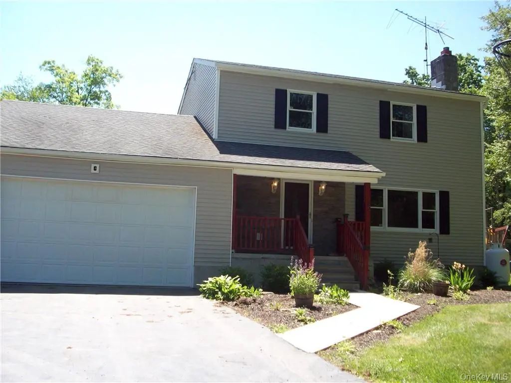 6 Regent Drive, Hopewell Junction