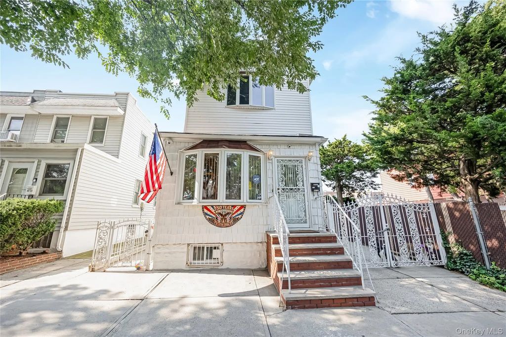88-35 75th Avenue, Glendale