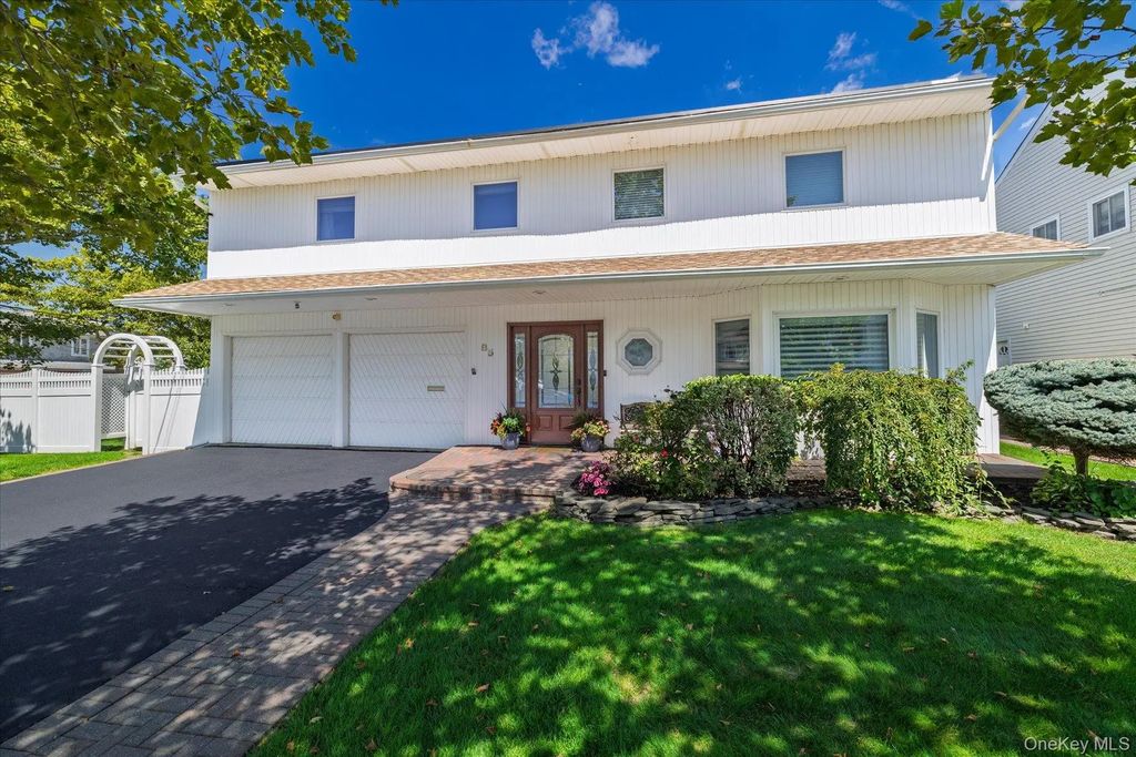 85 Jeffery Lane, Oceanside