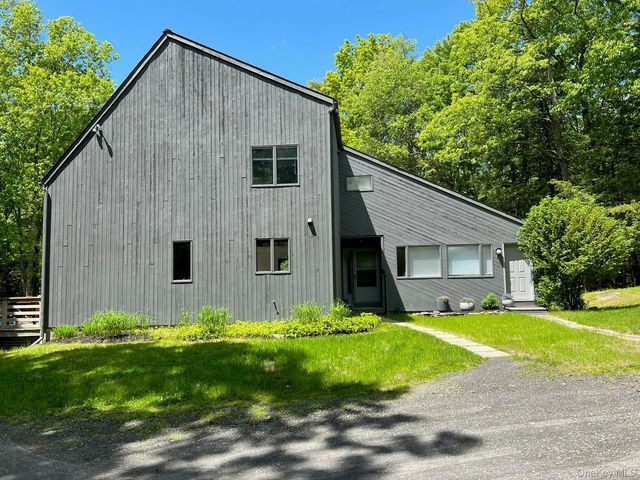 9 Munchkin Lane, Woodstock