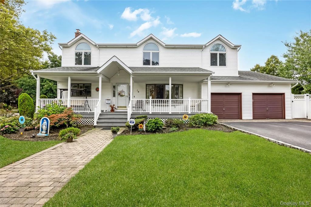 14 Arthur Street, Farmingdale