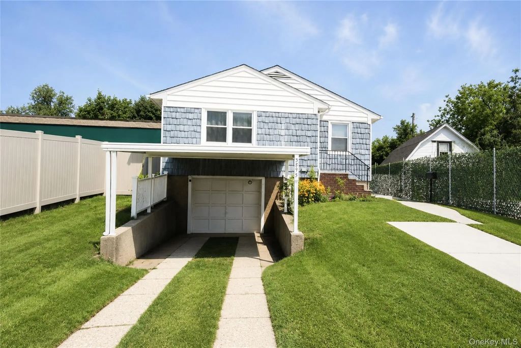 3895 Amboy Road, Staten Island