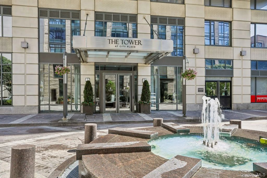 10 City Place # 9c, White Plains