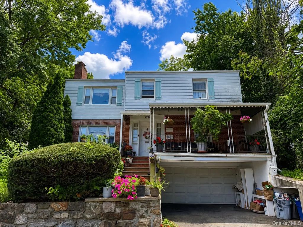 286 Eastchester Road, New Rochelle