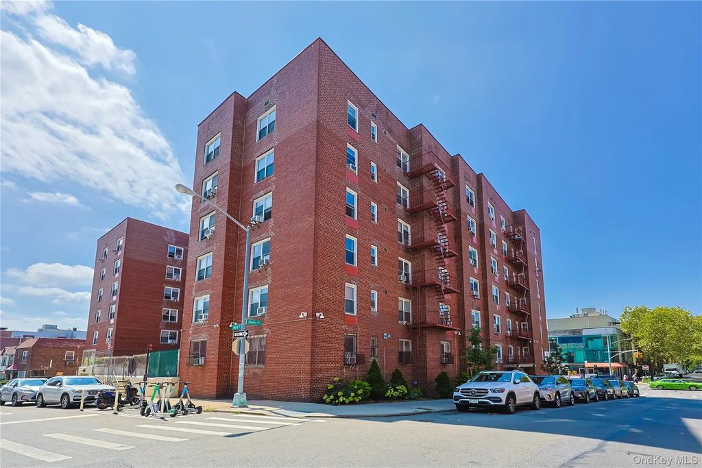 13604 Cherry Avenue # 4e, Flushing