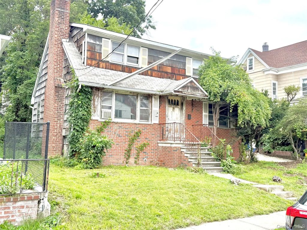 131 Overlook Street, Mount Vernon