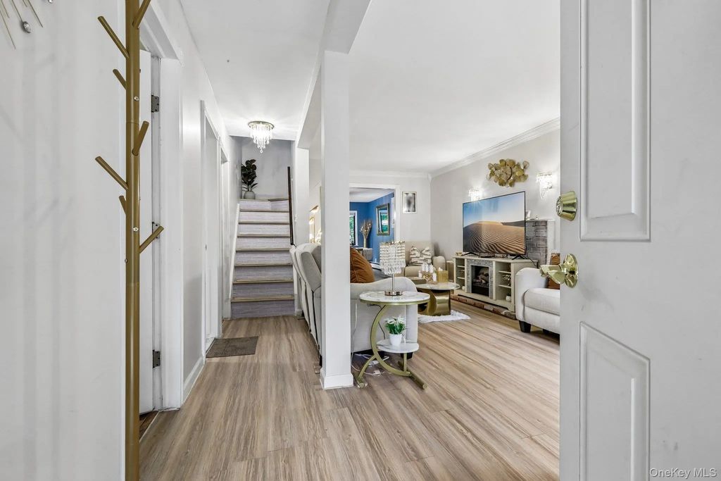 25 E Croton Drive, Carmel