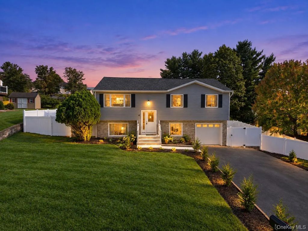 4 Liberty Court, Washingtonville