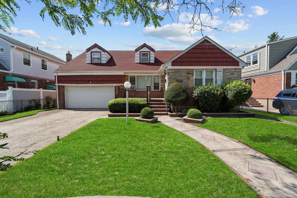 118-18 235th Street, Cambria Heights