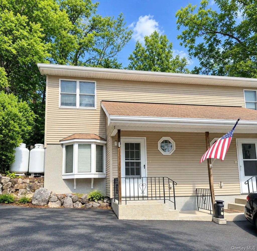 17 Brooks Lane # B, Fort Montgomery