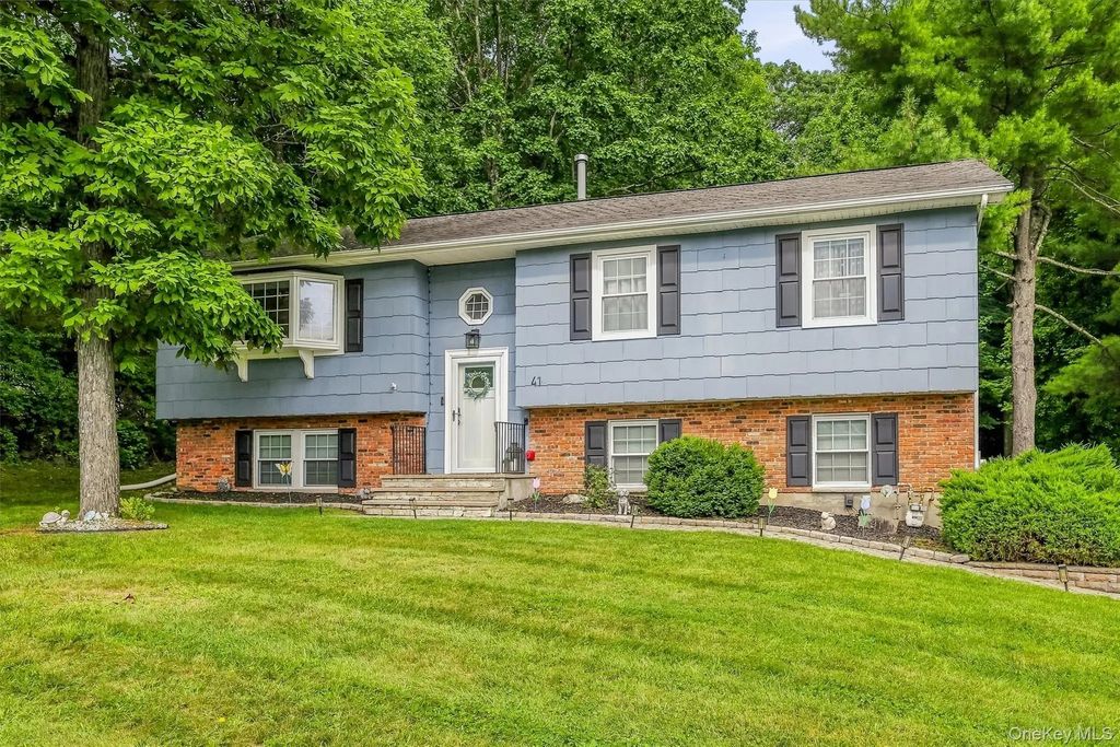 41 Forestdale Avenue, Monroe