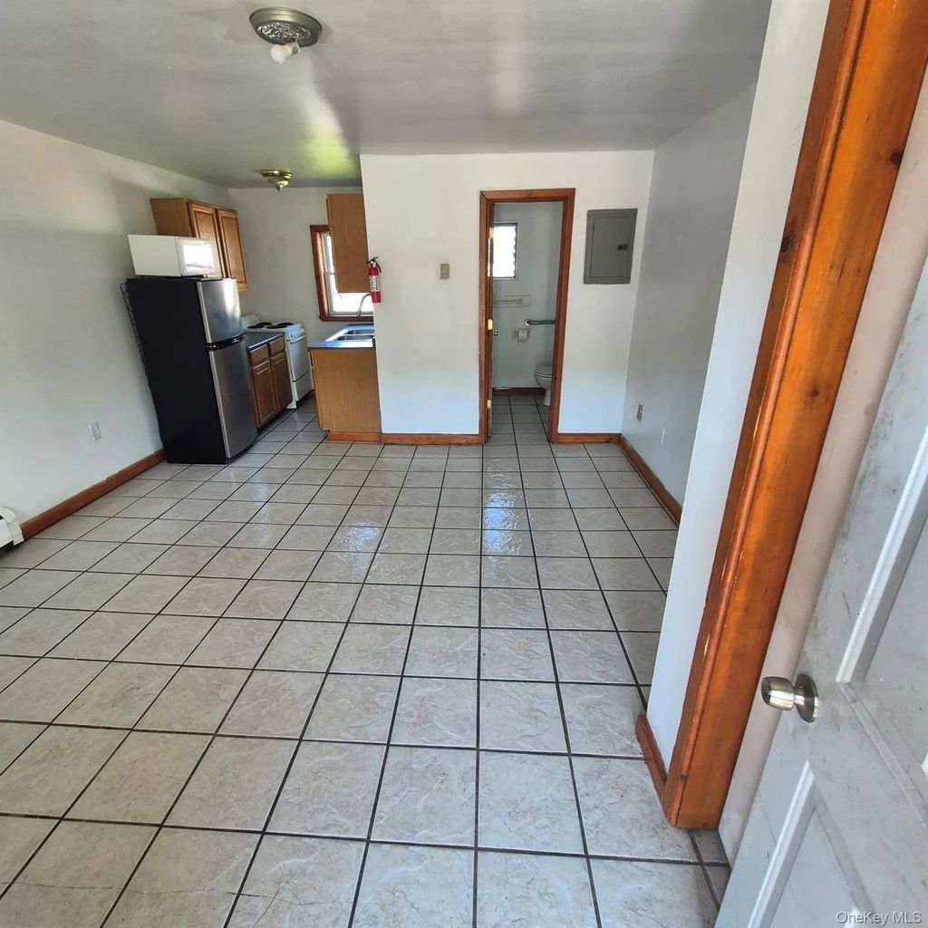 2071 Ulster Avenue # 4, Kingston