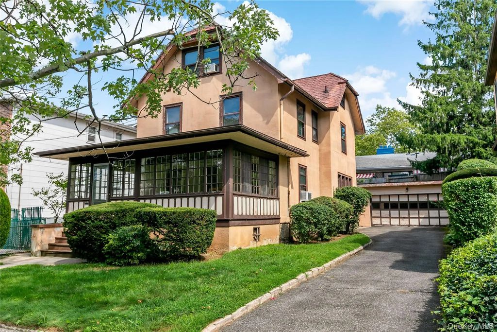 33 Melrose Avenue, Mount Vernon