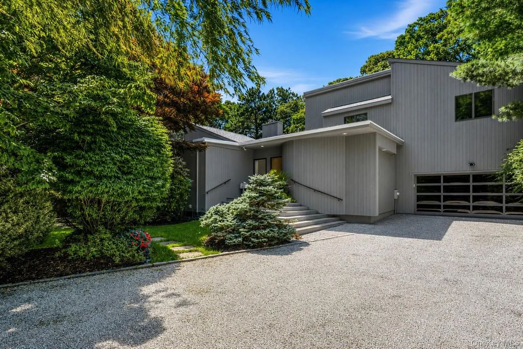 3 Quantuck Bay Lane, Westhampton Beach