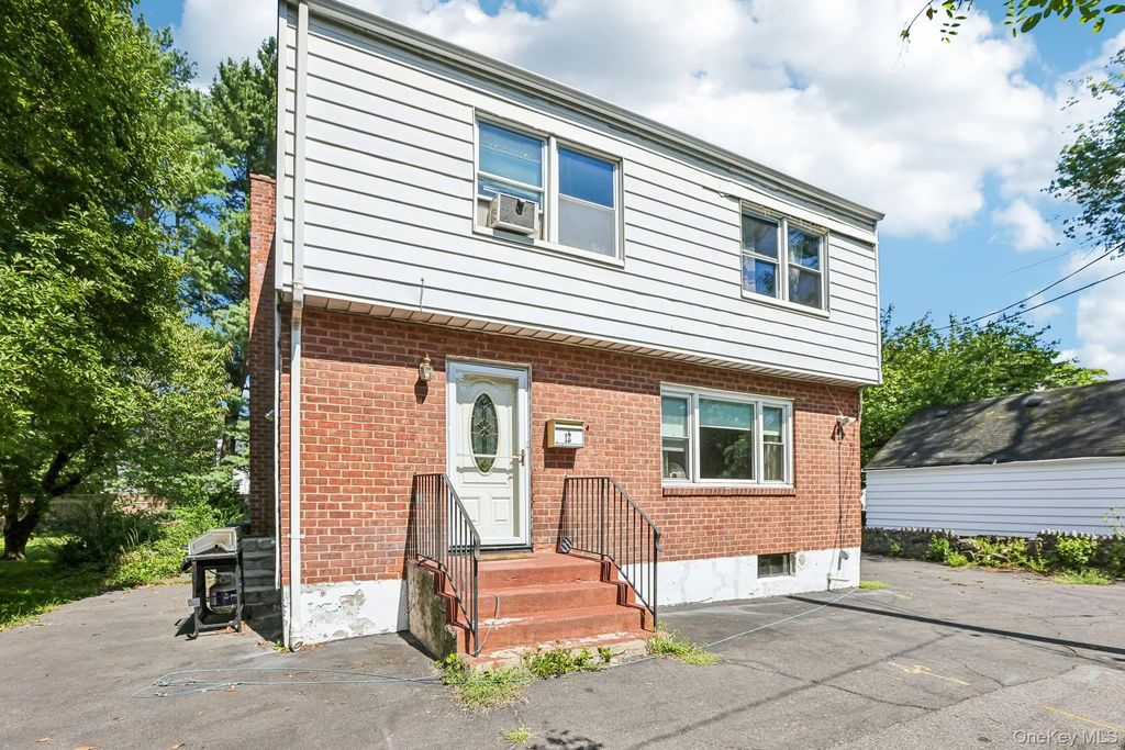 12 Bryn Mawr Parkway, Bronxville