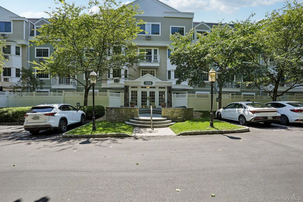 500 Pondside Drive # 4l, White Plains