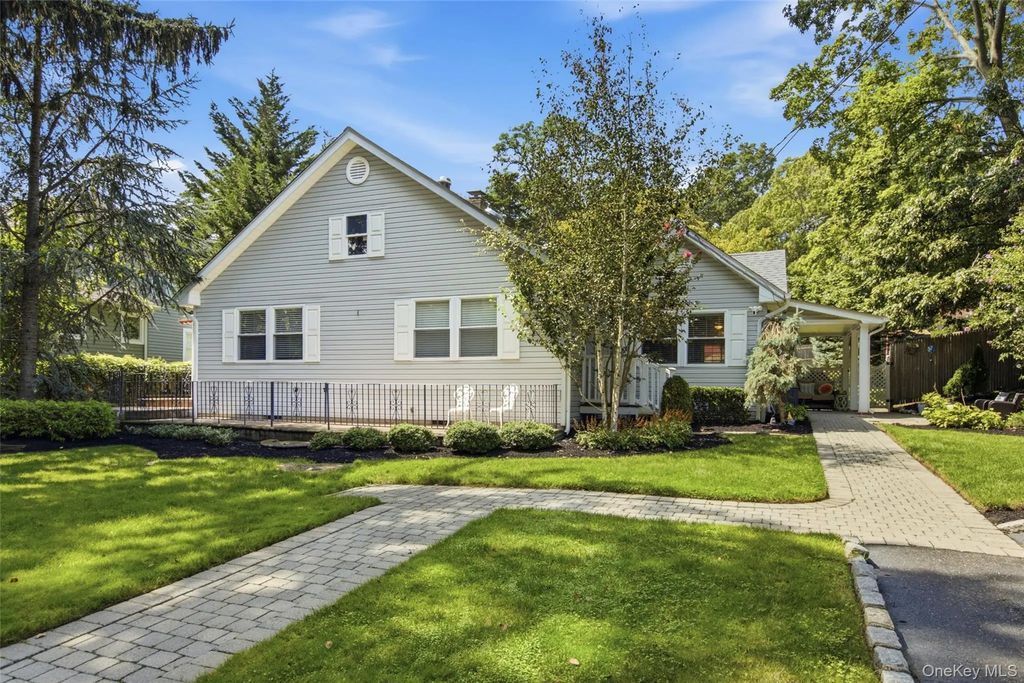 36 Kew Drive, Sound Beach