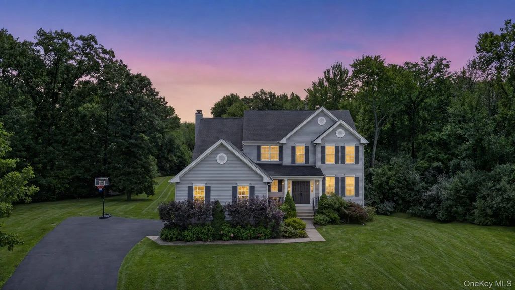 10 Doolin Court, Wappingers Falls