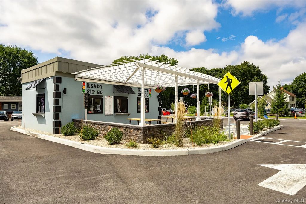 815-817 Violet Avenue, Hyde Park